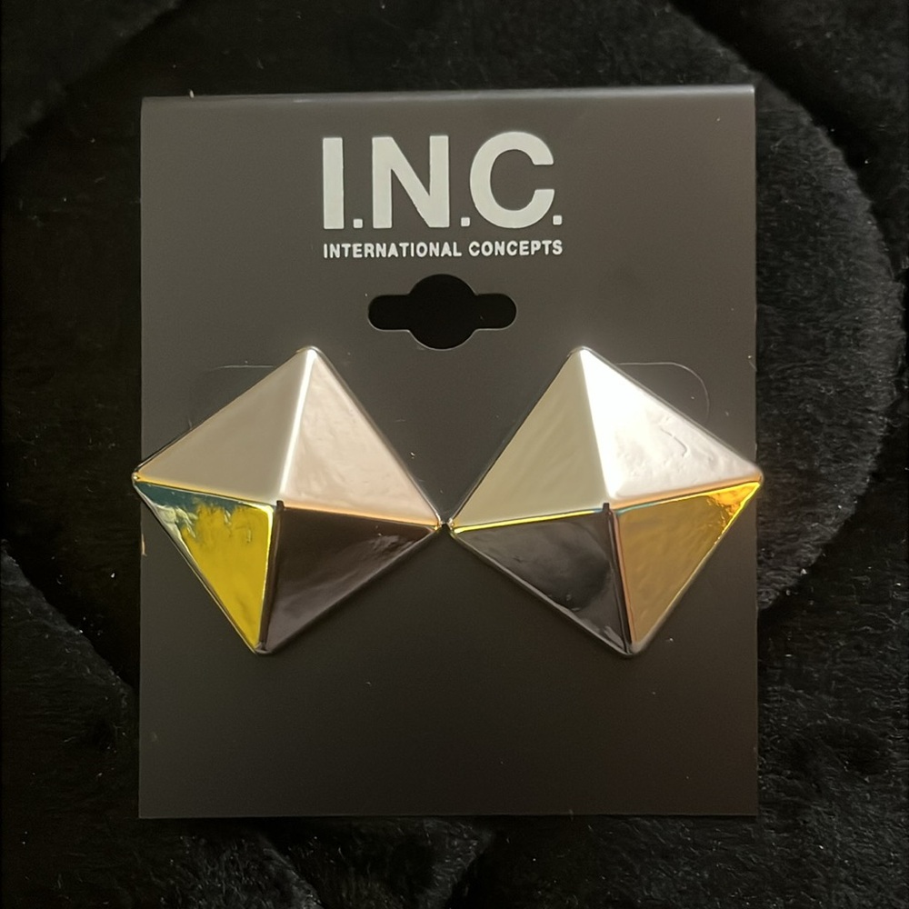 INC INTERNATIONAL CONCEPTS Pyramid Stud Earrings
